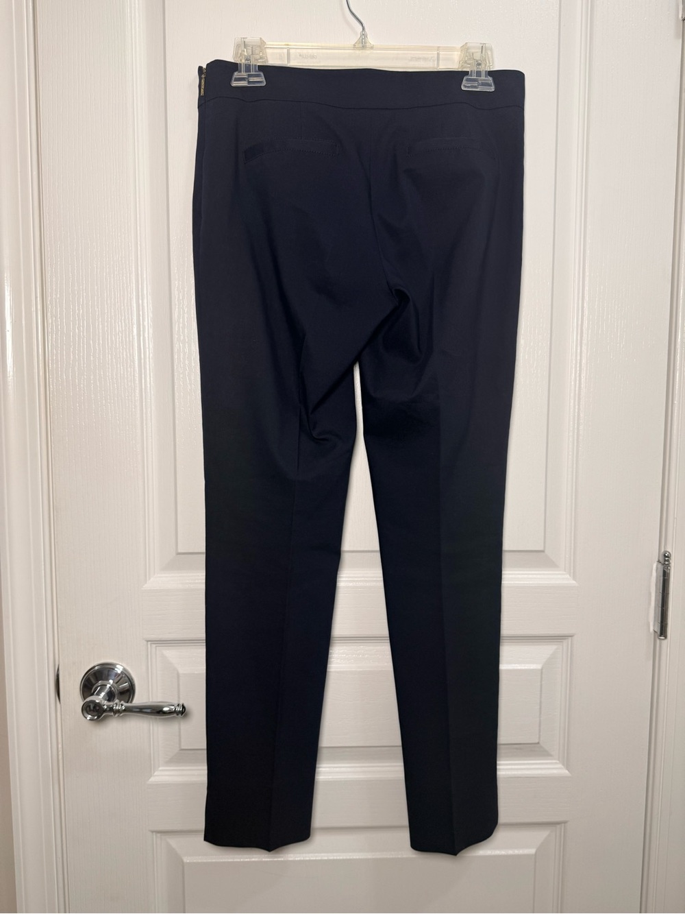 Tory Burch Black Slim Straight Leg Stretch Pants Gold Logo Size 2 - Picture 8 of 12